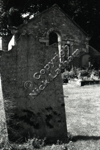 monochrome visitor tourist tourism ruin church gravestone historic history